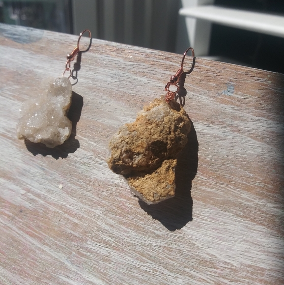 Handmade geode earrings ✨ - Picture 3 of 4
